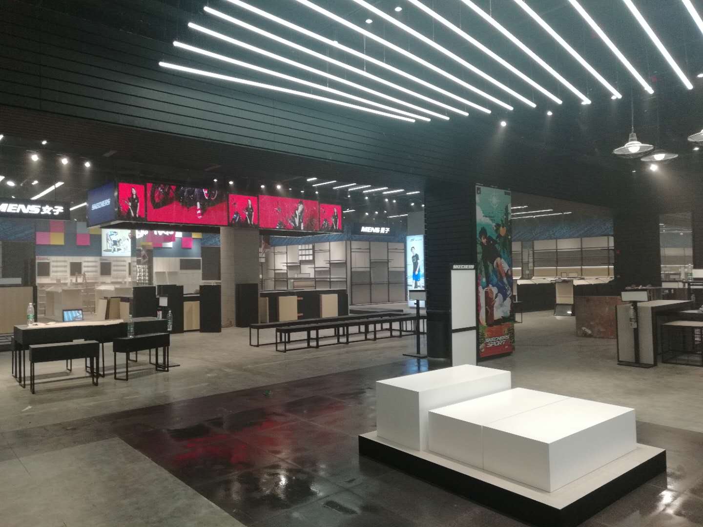 鞋子展示柜