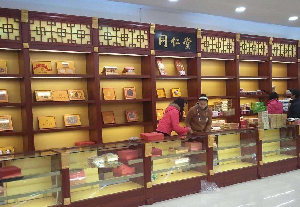 <b>连锁医药品展柜厂家</b>